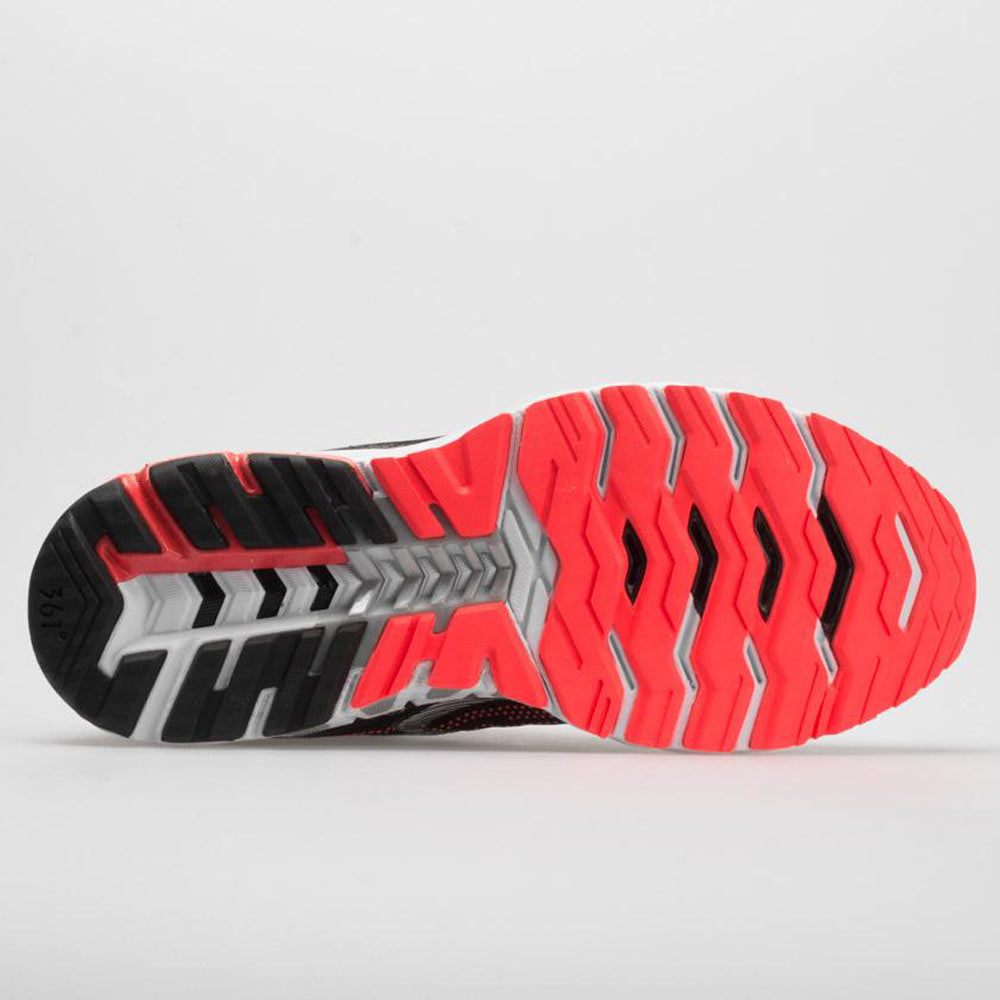 361 Strata 3 Women's running shoe in Black/Hazard, heel view